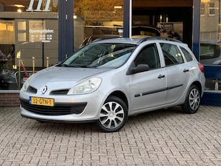 Renault Clio Estate 1.2-16V Expression! NL AUTO NAP! Airco l Trekhaak l Elek pakket l Centraal! Goed OH l veel auto voor weinig!