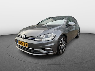 Volkswagen Golf 1.5 TSI DSG AD-CRUISE CAMERA CARPLAY CLIMA