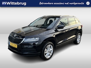 Skoda Karoq 1.5 TSI ACT Business Edition Plus / AUTOMAAT/ CAMERA/ PARK. SENSOREN/ CLIMA/ NAVI/ 17" LMV