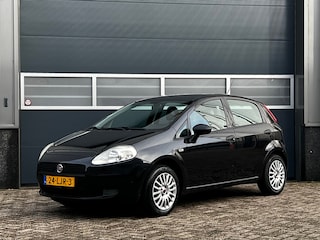 Fiat Punto Grande 1.2 Actual bj.2010 Airco|5 Drs|Nap.