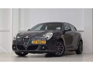 Alfa Romeo Giulietta 1.4 T Distinctive climate control Cruise control