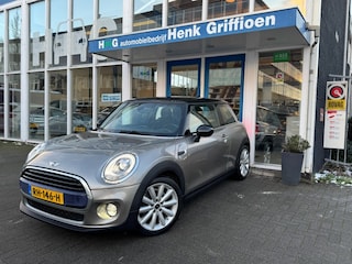 Mini Cooper 1.5 Cooper Chili Business I Navigatie I Climate contr. I LED I Cruise contr.