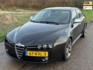 Alfa Romeo 159 Sportwagon 1.7 T Distinctive (200PK) ECC Audio/Bluetooth Leder LMV 18" Sportstoelen Cruise Dealeronderhoud Nw Apk!