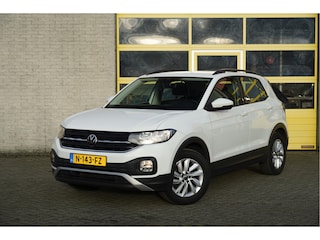 Volkswagen T-Cross 1.0 TSI Life BJ2021 Lmv 16" | Led | Pdc | Navi | Trekhaak | App-Connect | Climate control | Cruise control | Getint glas