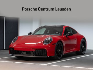 Porsche 911 Carrera 4 GTS