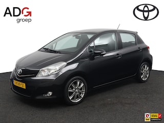 Toyota Yaris 1.3 VVT-i Dynamic | Navigatie | Keyless Start | Achteruitrijcamera | Lichtmetalen Velgen |