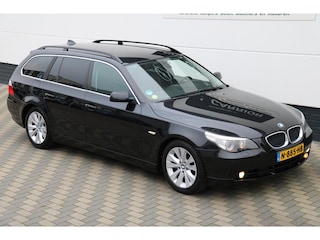 BMW 5-serie Touring 525i Executive Lederen Sportstoelen Navi