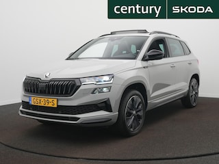 Skoda Karoq 1.5 TSI ACT Sportline Business Automaat - Trekhaak - Camera - Panoramadak