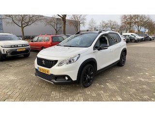Peugeot 2008 1.2 PureTech GT-line | Panoramadak | Navigatie | Afneembare trekhaak |