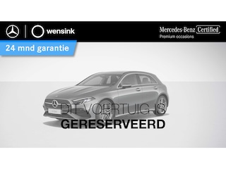 Mercedes-Benz A-klasse 180 AMG Line | Widescreen | Sfeerverlichting | Stoelverwarming | Parkeercamera |