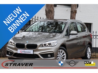 BMW 2-serie Tourer 220i |Driving Assistant Plus |PDC |Stuurwielverwarming |Head-Up
