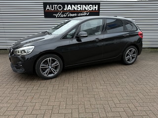 BMW 2-serie Tourer 218i High Executive Edition!! | Stoelverwarming | PDC V+A | Navigatie | Cruise | Trekhaak |  Ndl Auto | RIJKLAARPRIJS INCL 12 MAANDEN GARANTIE EN BEURT