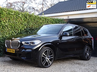 BMW X5 XDrive40i High Executive | dealeronderhouden | Laser | Panorama dak