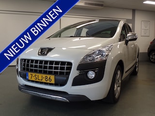 Peugeot 3008 1.6 THP Style Navigatie, Clima controle, Cruise controle, Elek ramen V/A,  Panodak, Lm velgen 17'', Pdc achter, 139.000km!! 3 maanden garantie op motor en versnellingsbak.