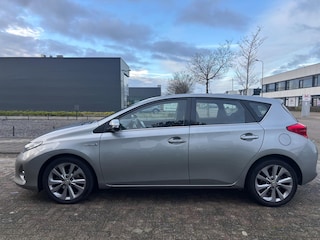 Toyota Auris 1.8 Hybrid Dynamic Dealer-onderhoud