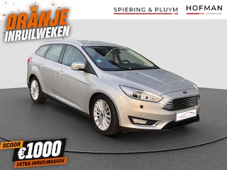 Ford Focus Wagon 1.5 TDCI Titanium Edition Leder | Navi | D.hoek | Trekhaak