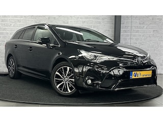Toyota Avensis Touring Sports 1.8 VVT-i Dynamic / Stoelverwr. / Cruise