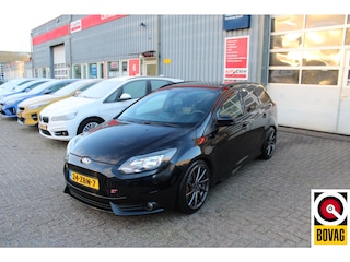 Ford Focus Wagon 2.0 EcoBoost ST-2