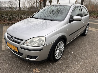Opel Corsa 1.2-16V Rhythm