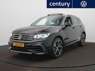 Volkswagen Tiguan 1.4 TSI eHybrid R-Line Business+ l Panoramadak l Zwenkbare trekhaak l 360 Camera