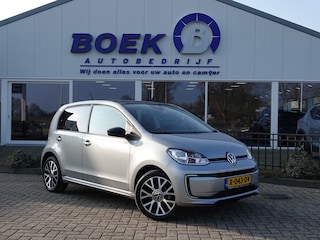 Volkswagen Up Style LMV | CRUISE | ECC | CAMERA + PDC | VERW. STOELEN