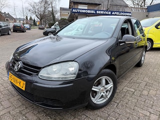 Volkswagen Golf 1.6 FSI Trendline *NW. APK*CRUISE*AIRCO*TREKHAAK*ELEKTR. RAMEN*STUURBEKR.*