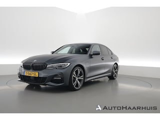 BMW 330e High Executive M-sport | Shadow Line | Elek. Trekhaak | Dig. Cockpit | Adapt.Cruise | Nav + CarPlay | Harman Kardon | LED | Stoelverw | Camera+PDC | Elek. klep V