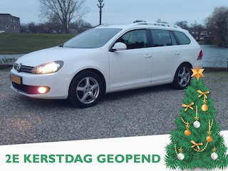 Volkswagen Golf Variant 1.6 TDI Highline BlueMotion - Airco - Navigatie Tweede kerstdag open van 10:00- tot 15:00 uur
