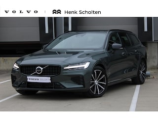 Volvo V60 2.0 T6 Plug-in hybrid AWD Plus Dark Rondomzicht Camera| Semi Electrische trekhaak| Electronic Climate Control | Adaptieve Cruise Control | Parkeersensoren | Rijstrooksensor Met Correctie | Navigatiesysteem | Verwarmbare Voorstoelen | Verwarmbaar Stuurwiel | Keyless Entry |