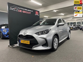 Toyota Yaris 1.5 VVT-i Active/ Eerste eigenaar/ Airco/ Nederlandse auto/ Achteruitrijcamera