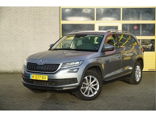 Skoda Kodiaq 1.5 TSI 150PK! Business Edition BJ2020 Lmv 18" | Led V+A | Pdc | Navi | Keyless entry | Verwarmd voorruit | Achteruitrijcamera | App-Connect | Dashboard verlichting | Climate control | Cruise control | Verwarmde voorstoelen | Extra getint glas