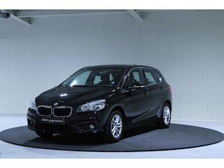 BMW 2-serie Tourer 218i | PDC | Stoelverwarming