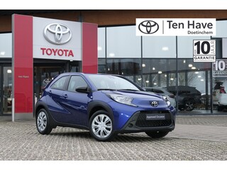 Toyota Aygo 1.0 VVT-i 72PK MT Play | Apple Carplay & Android Auto | 17” stal