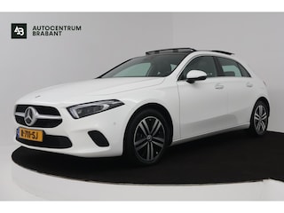 Mercedes-Benz A-klasse 250 e Luxury Line (PANORAMADAK, TREKHAAK, CAMERA, SFEERVERLICHTING, STOELVERWARMING)