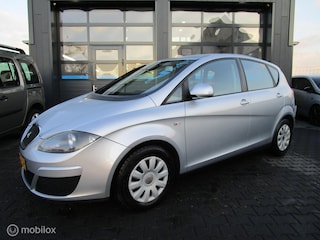 Seat Altea 1.4 5drs 82dkm! Airco Hoge instap