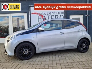 Toyota Aygo 1.0 VVT-I X-PLAY Sport Camera Airco PDC  Cruise Ctrl. LM 16Zwart