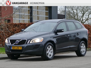 Volvo XC60 2.0T Kinetic AUTOMAAT | leder | stoelverwarming