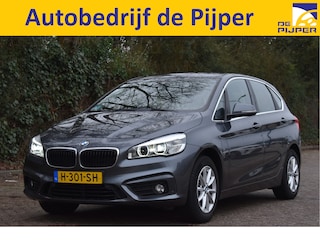 BMW 2-serie Tourer 220i Sport,AFNEEMBARE TREKH, boekjes,nap en onderhoudshistorie