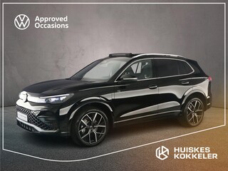 Volkswagen Tiguan R-Line Edition 1.5 TSI eHybrid 272pk DSG Automaat Trekhaak, Panoramadak, Navigatie, Adaptive cruise control, Achteruitrijcamera, Elektrische achterklep