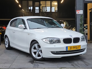 BMW 118i EffDyn. Ed. Business Line Edition|APK|Airco
