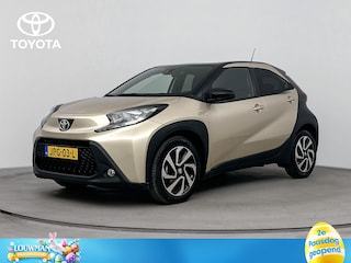 Toyota Aygo 1.0 VVT-i S-CVT Pulse Bi-Tone | Stoelverwarming | Parkeercamera | Apple Carplay / Android Auto |