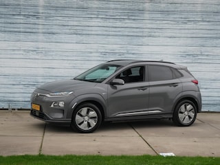 Hyundai Kona EV Premium 64 kWh Headup Camera Carplay Cruise