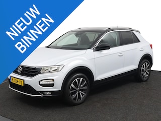 Volkswagen T-Roc 1.5 TSI Style Business Trekhaak | BTW | Rijklaarprijs!