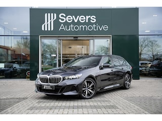 BMW 5-serie Touring 530e xDrive | M Sportpakket | Trekhaak | Driving Assistant Plus |  Harman Kardon sound | Adaptieve LED koplampen | Adaptieve Cruise Controle |