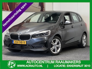 BMW 2-serie Tourer 225XE iPERFORMANCE 136 PK PLUG IN HYBRID NAVIGATIE A RIJ CAMERA STOEL VERWARMING PARKEER SENSOREN VOOR & ACHTER ZEER MOOI !!