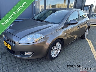 Fiat Bravo 1.4 T-Jet Corporate Automaat ECC Cruise Bl.tooth LMV PDC (1e eig.)