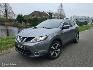 Nissan Qashqai 1.2 / Pano / 360 camera / Navi / Stoelverw.
