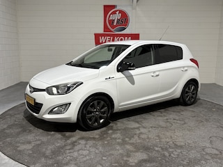 Hyundai i20 1.2i Go!, Airco, Cruise control, Isofix, Volledig onderhouden, Privacy glas Zuinig, Prijs incl. Apk, beurt en 3 maanden garantie