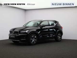 Volvo XC40 T2 Inscription / Pano. dak / 360 camera / Stoel- + stuurwielverwarming / Achterbankverwarming / Harman Kardon Audio / BLIS / Leder /