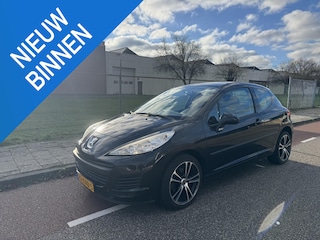 Peugeot 207 1.4 VTi X-line Airco|17inch velgen|NAP